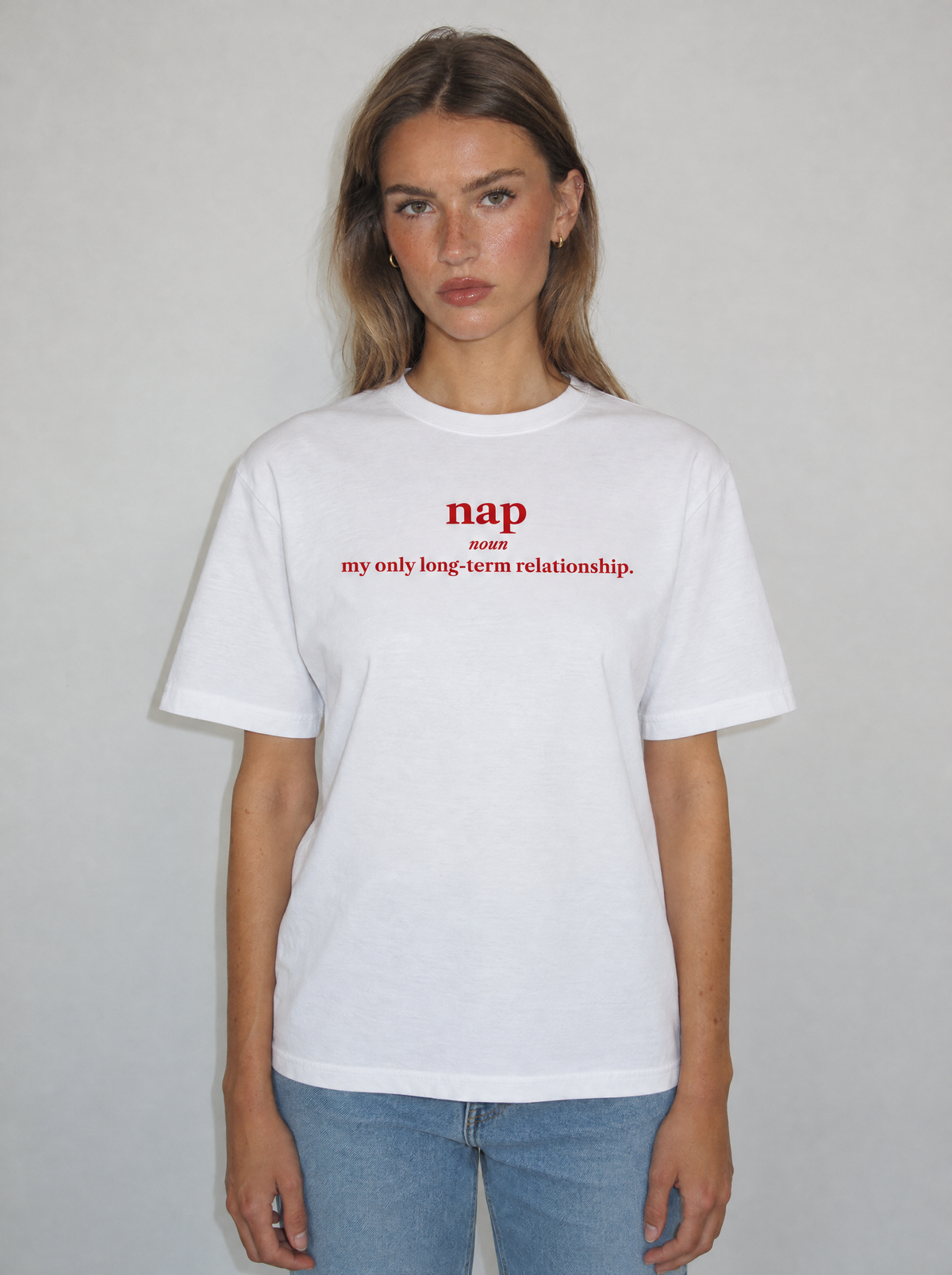 Relaxed Tee. nap – fit on a model